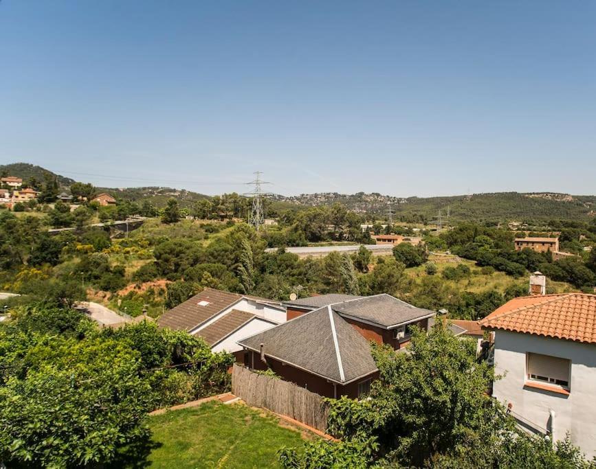 20 Min From Bcn- Charming House W/ Pool & Bbq Area Villa Cervelló Kültér fotó