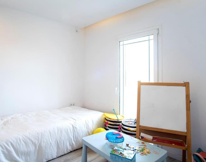 20 Min From Bcn- Charming House W/ Pool & Bbq Area Villa Cervelló Kültér fotó